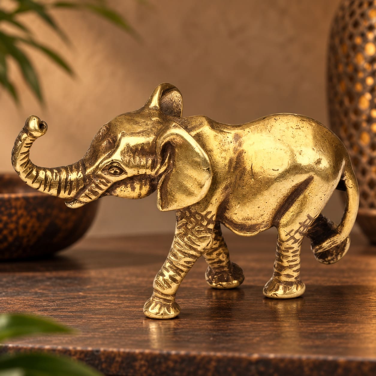 Statuette Elephant Heureux